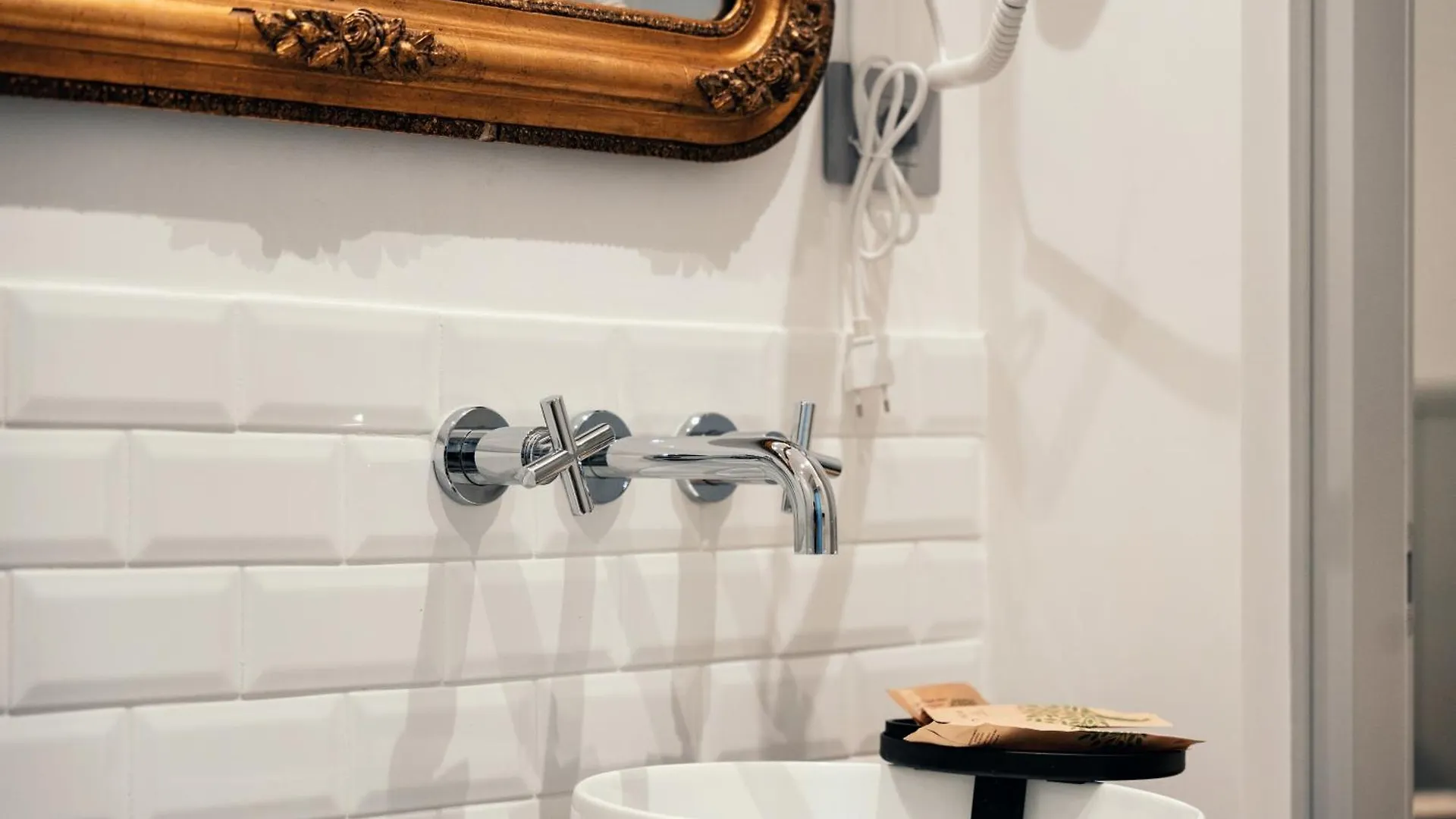 Pepe'S Place - Guest House Manzoni Ρώμη Ιταλία